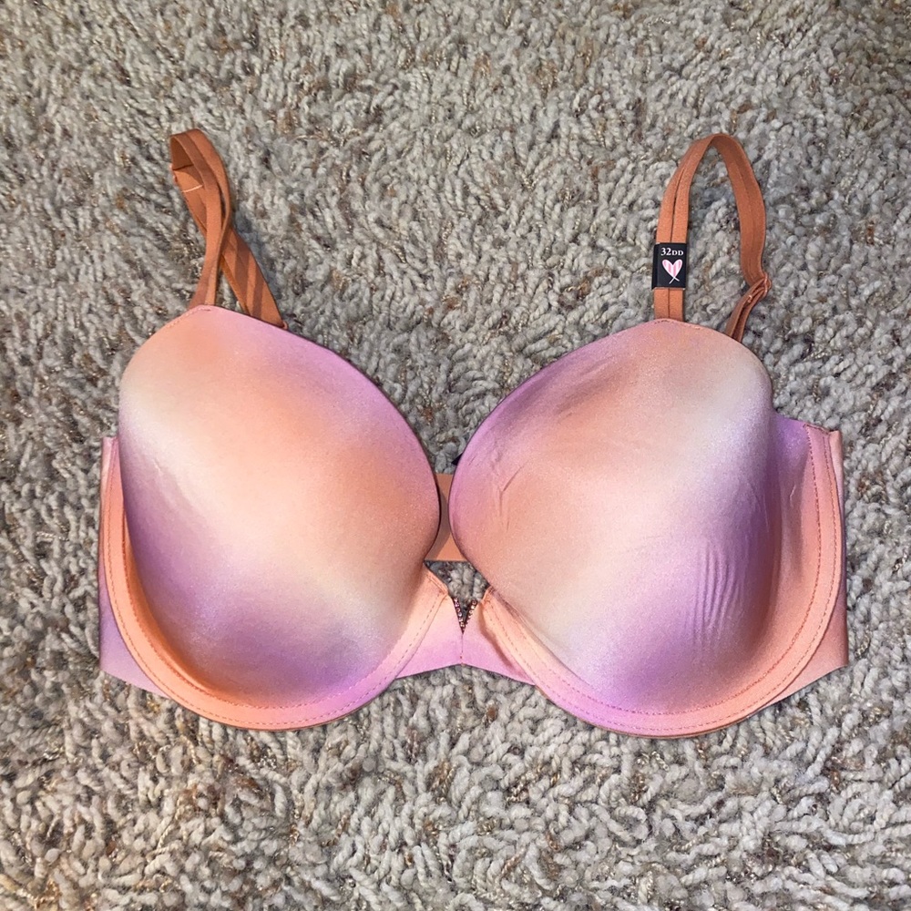 Women’s Victoria’s Secret bra